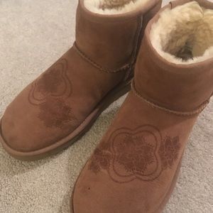 UGGs mini boots